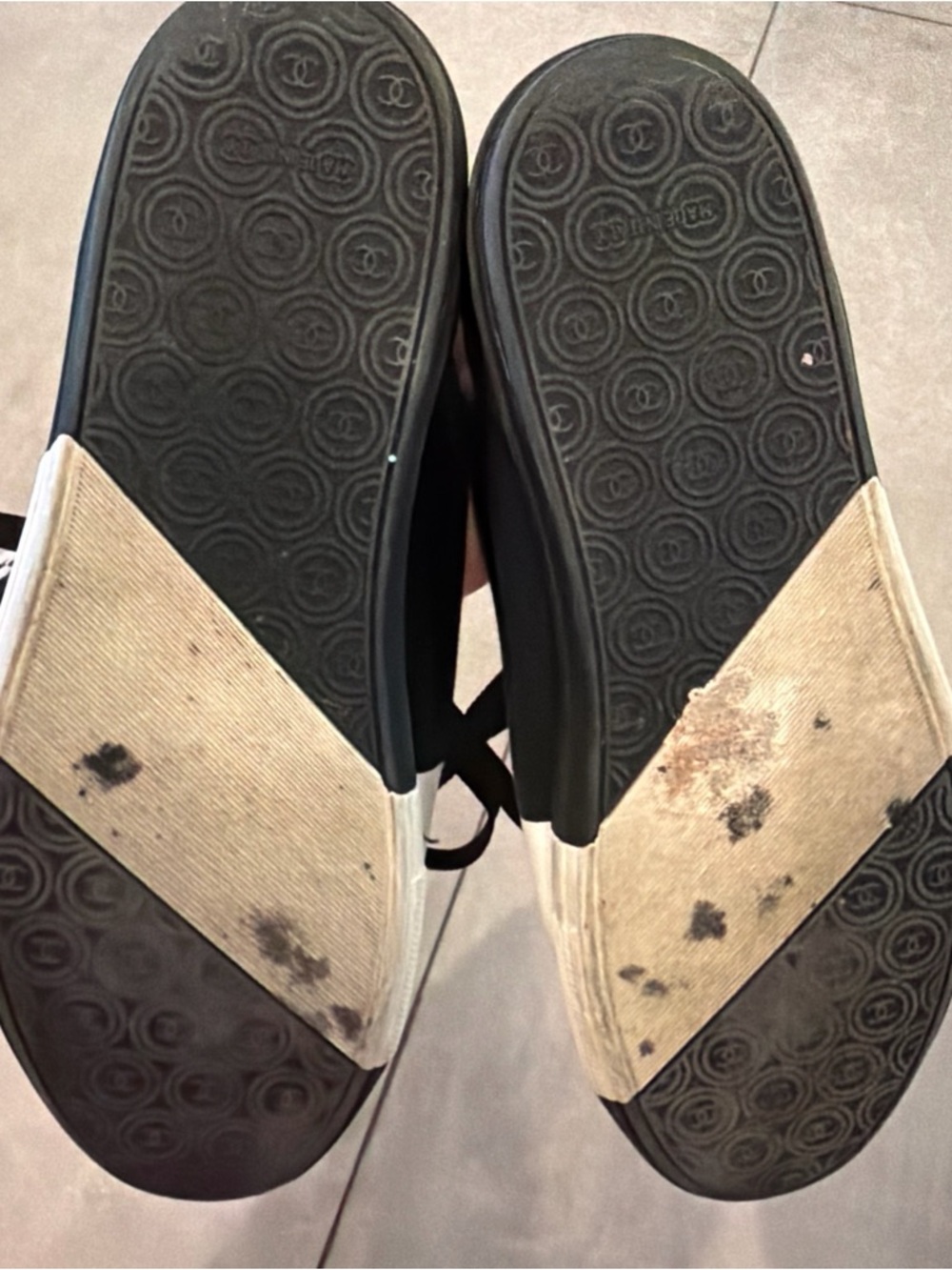 Chanel Navy & White canvas logo Sneakers 
EU 37.5 US 7.5 - Picture 13 of 15